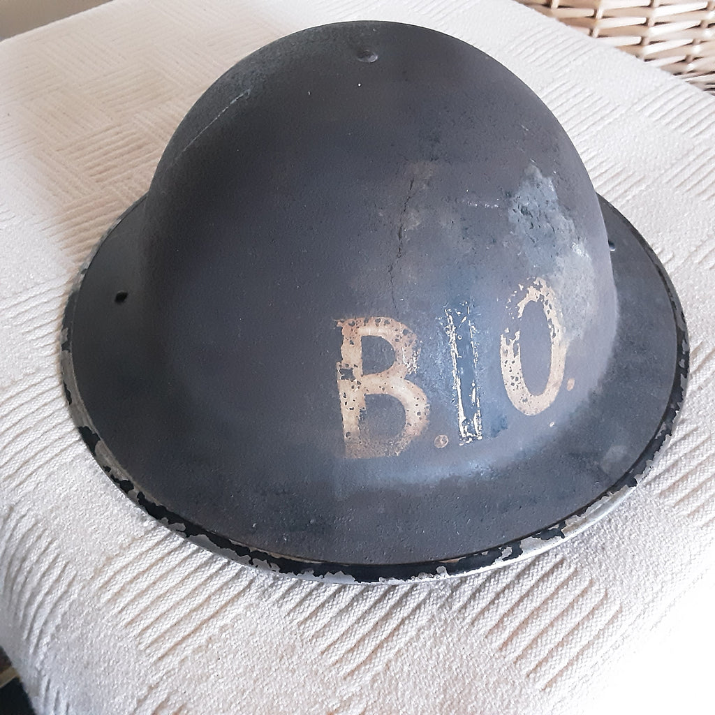 Rare WW2 British Infantry helmet, 'B.I.O.', Brigade Intelligence Officer