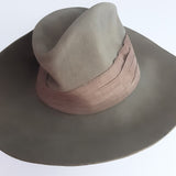 WW2 Slouch Hat, with provenance to a Captain in the Royal Artillery