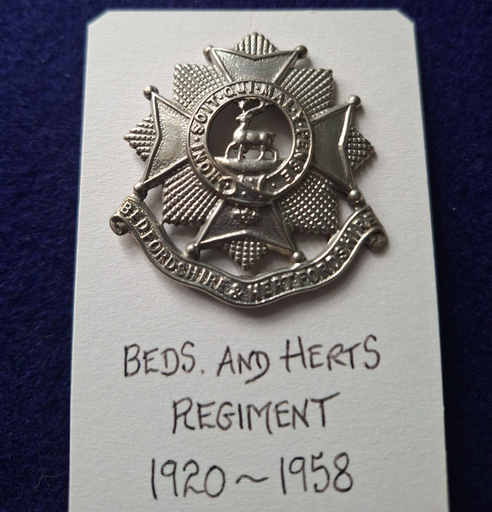 Original cap badge The Bedfordshire and Hertfordshire Regiment 1920 - 1958