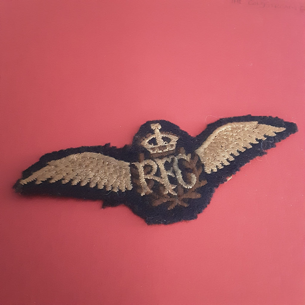 Original WWI Royal Flying Corps (RFC) Pilot's Wings cloth badge