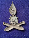 Original WW2 cap badge Italian Heavy Artillery
