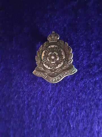 WW2 Ministry of Information censorship badge with Greek motto